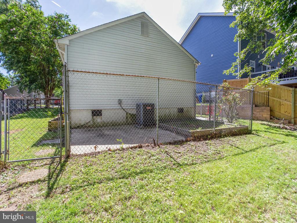 NORTH CHESAPEAKE BEACH - Residential