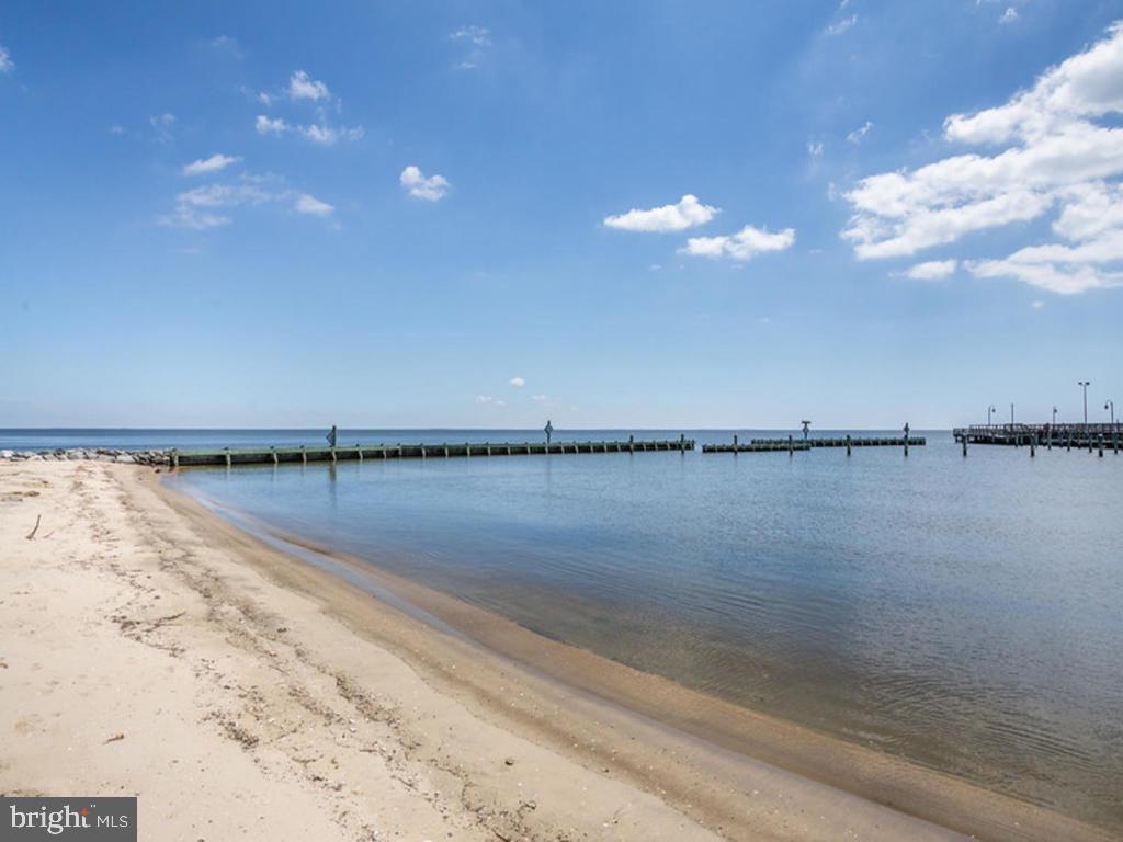 NORTH CHESAPEAKE BEACH - Residential