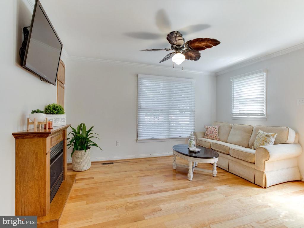 NORTH CHESAPEAKE BEACH - Residential