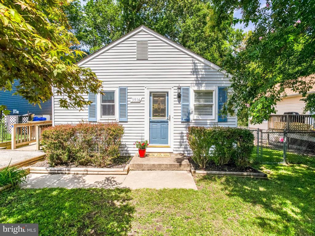 NORTH CHESAPEAKE BEACH - Residential