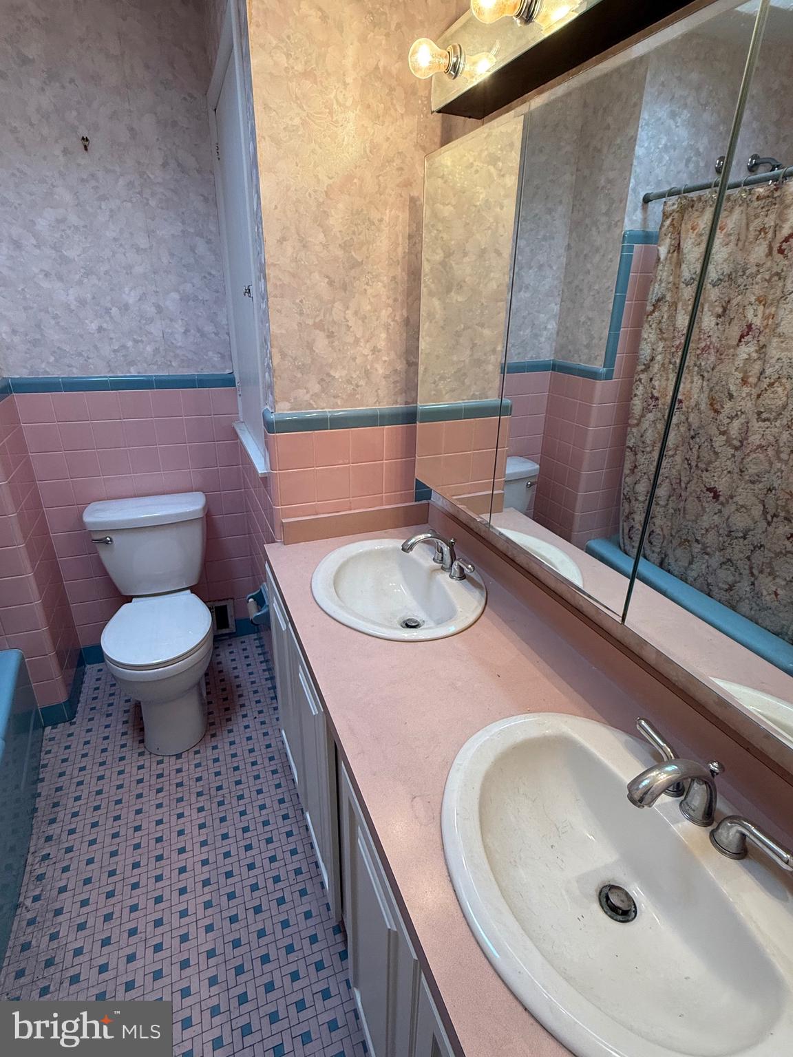 RHAWNHURST - Residential