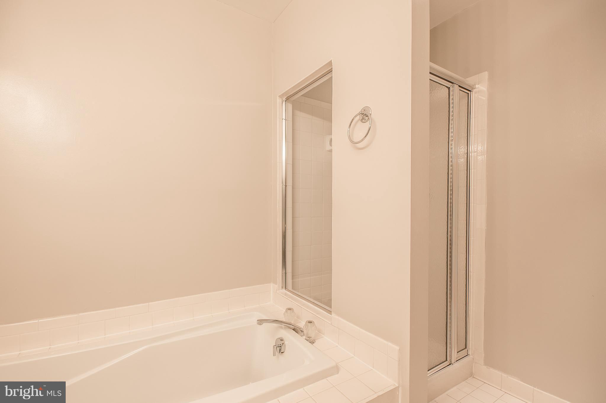 BELLE HAVEN ON THE GREEN - Residential