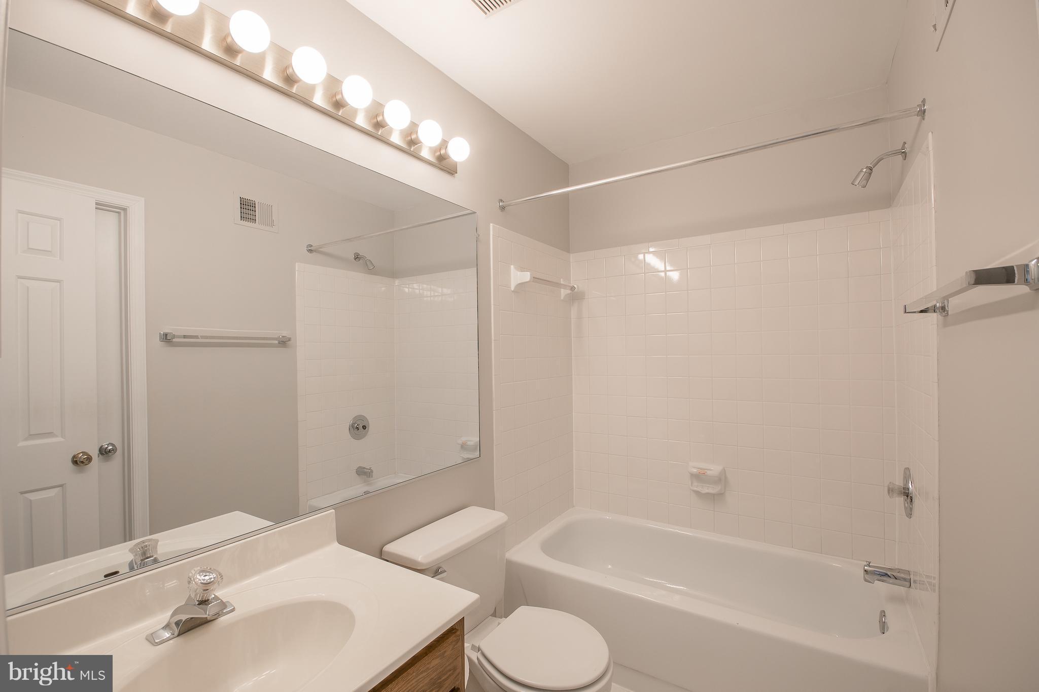 BELLE HAVEN ON THE GREEN - Residential