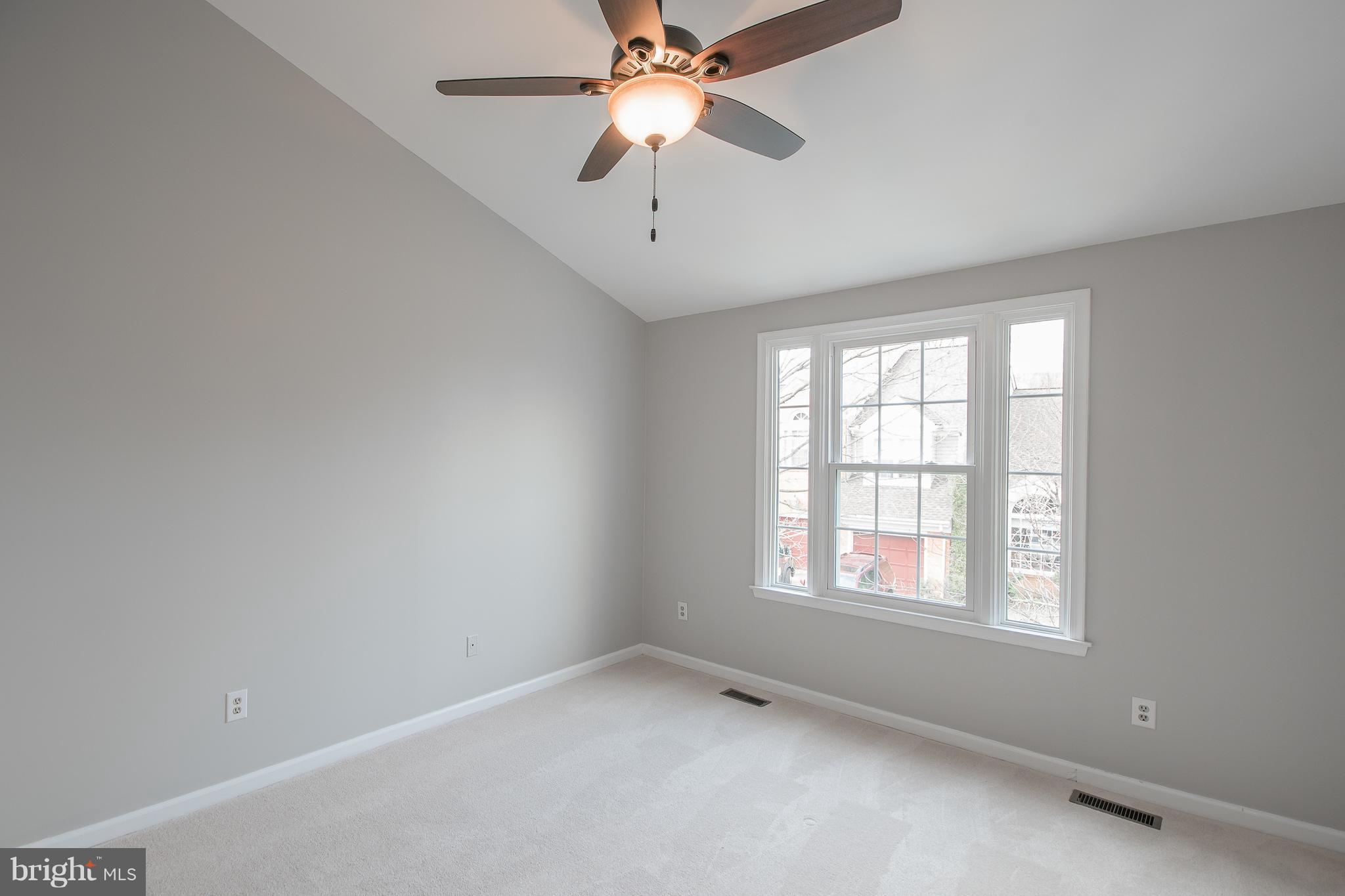 BELLE HAVEN ON THE GREEN - Residential