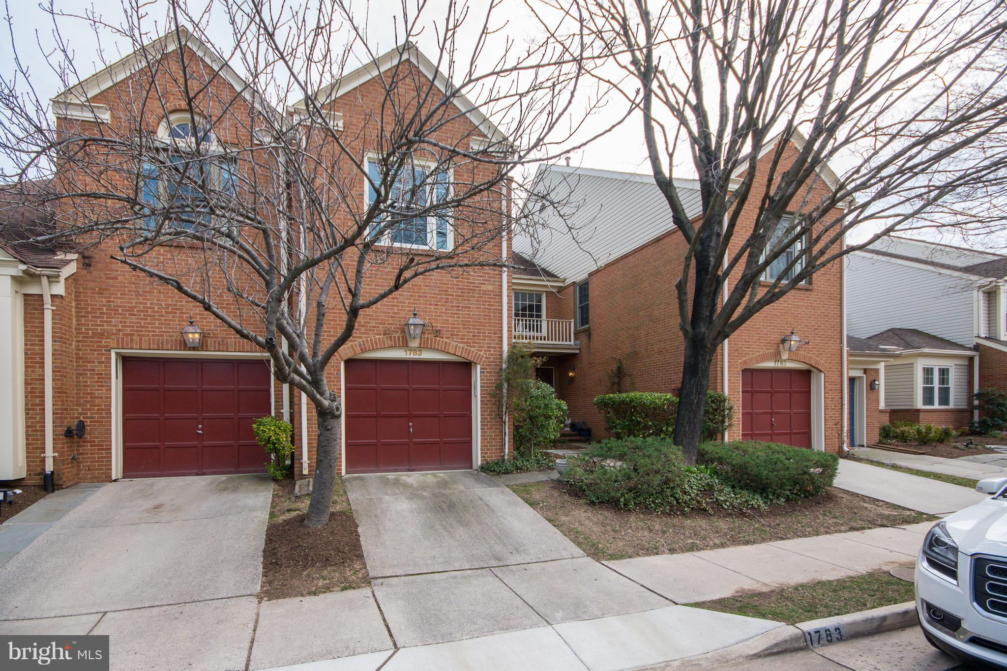 BELLE HAVEN ON THE GREEN - Residential