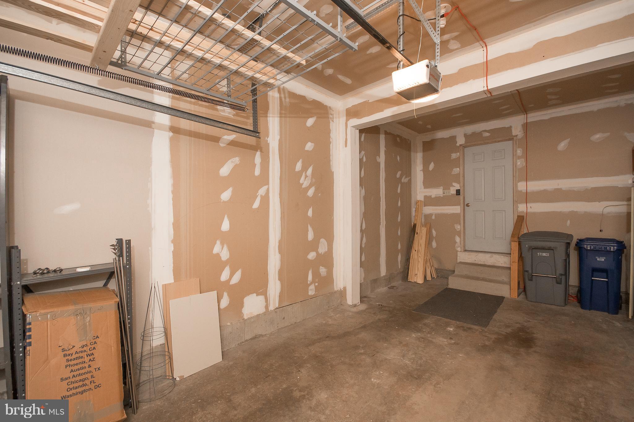 BELLE HAVEN ON THE GREEN - Residential