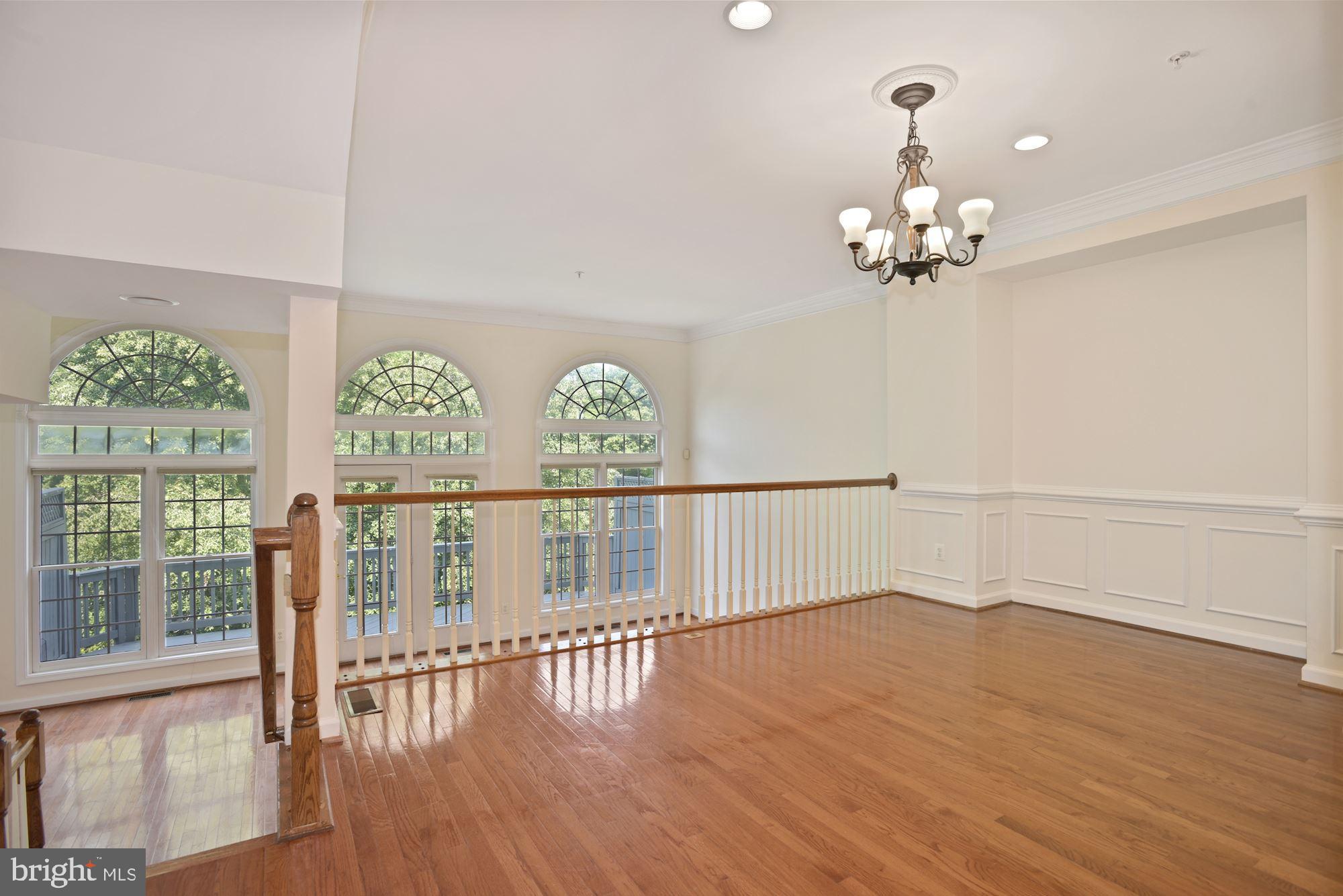 TYSONS VILLAGE - Residential Lease