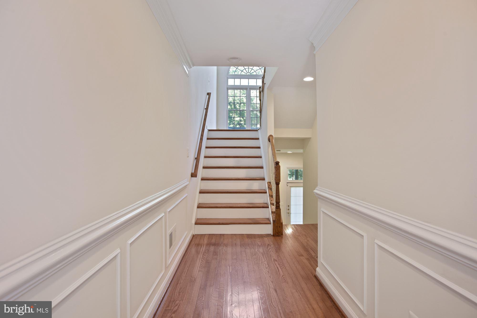 TYSONS VILLAGE - Residential Lease