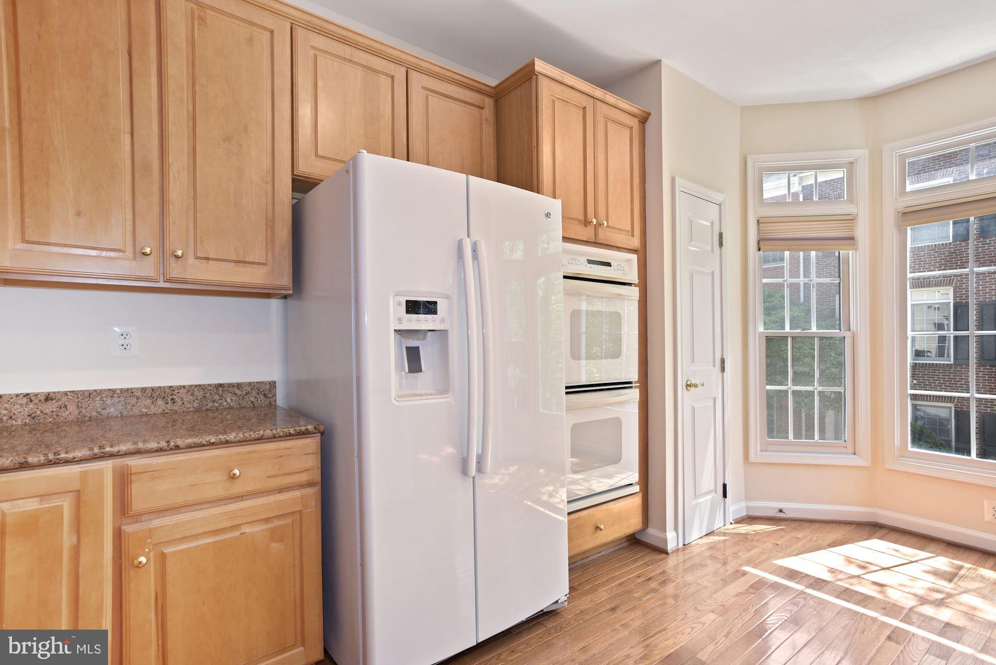 TYSONS VILLAGE - Residential Lease