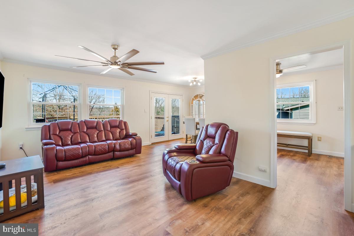 LAKE RIDGE - Residential