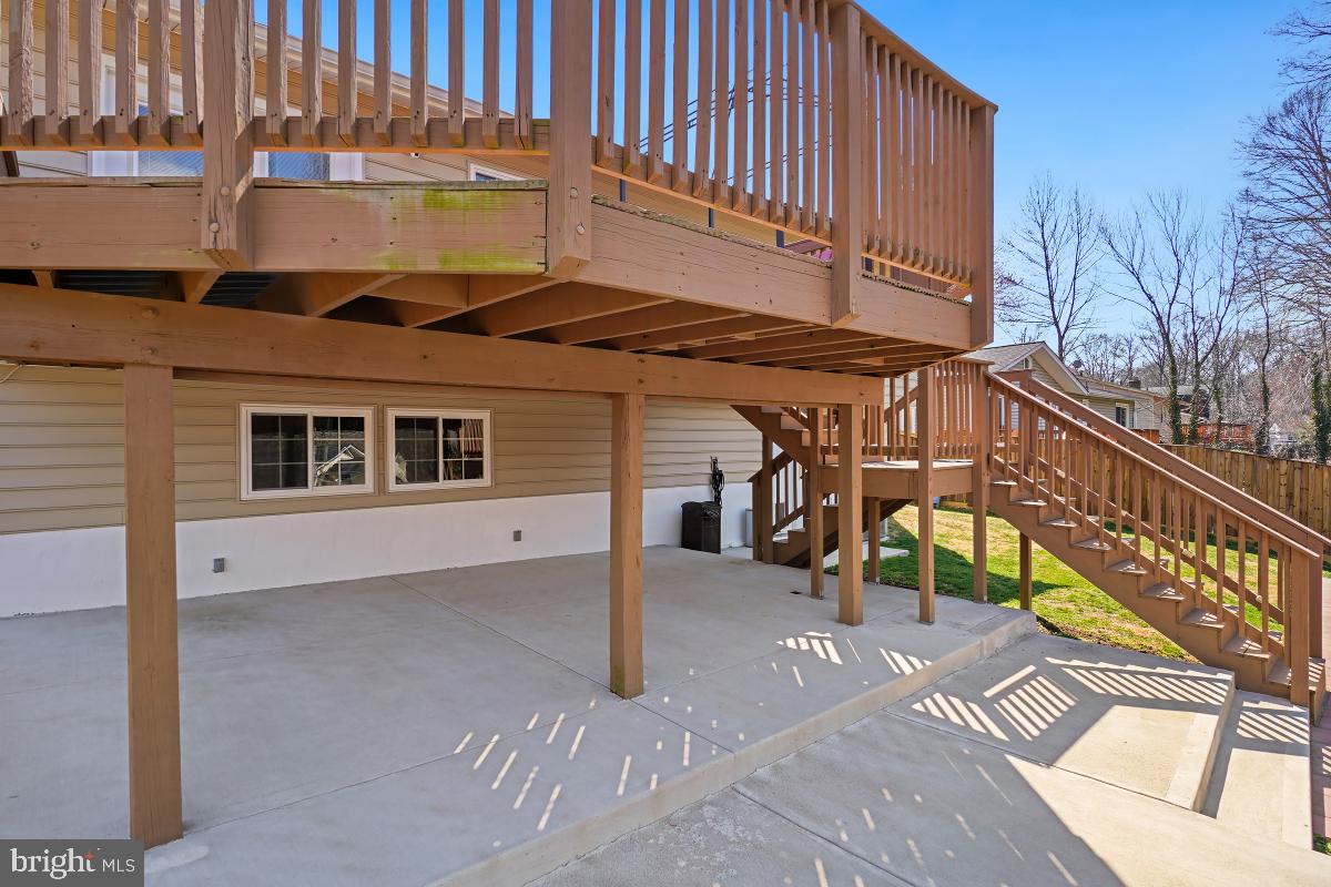 LAKE RIDGE - Residential