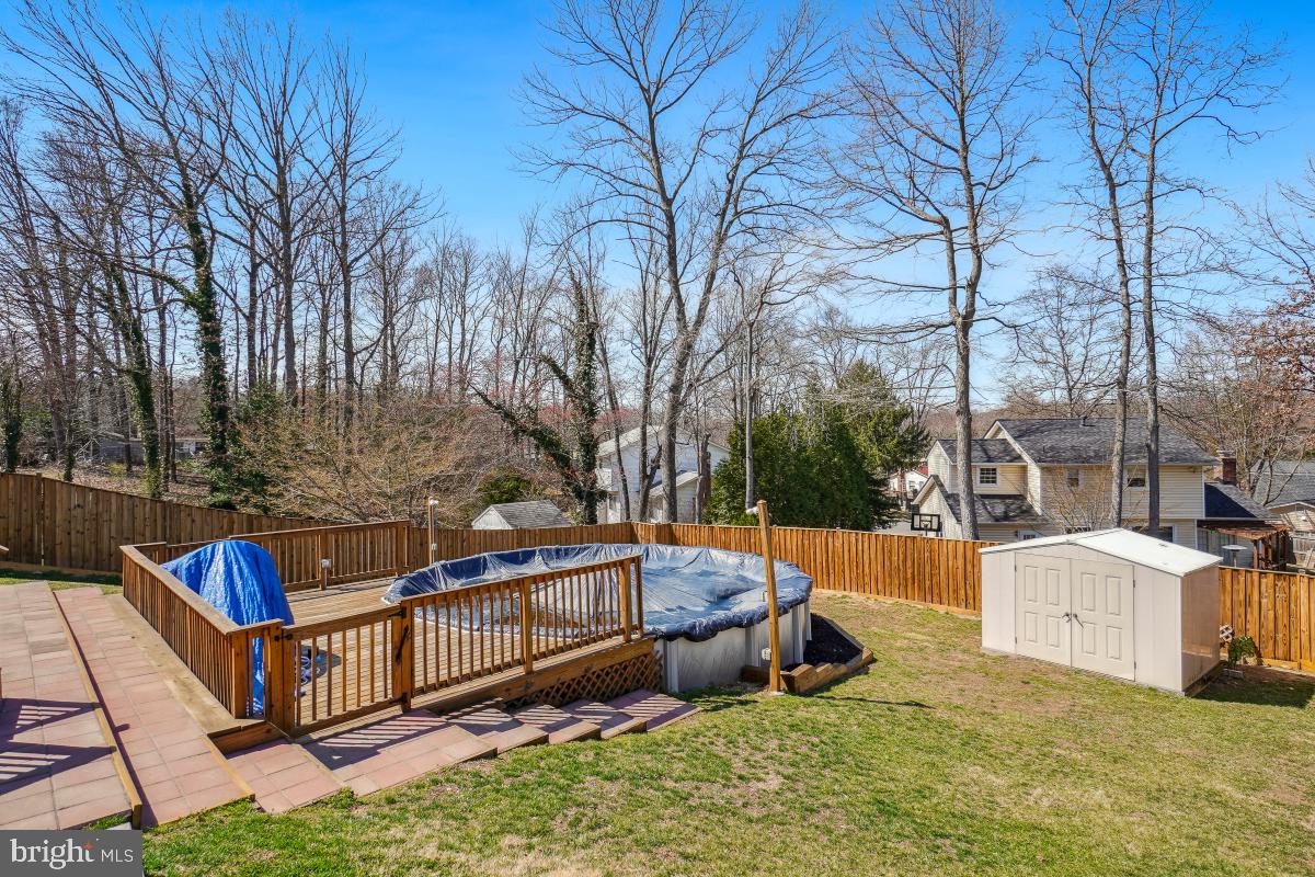 LAKE RIDGE - Residential