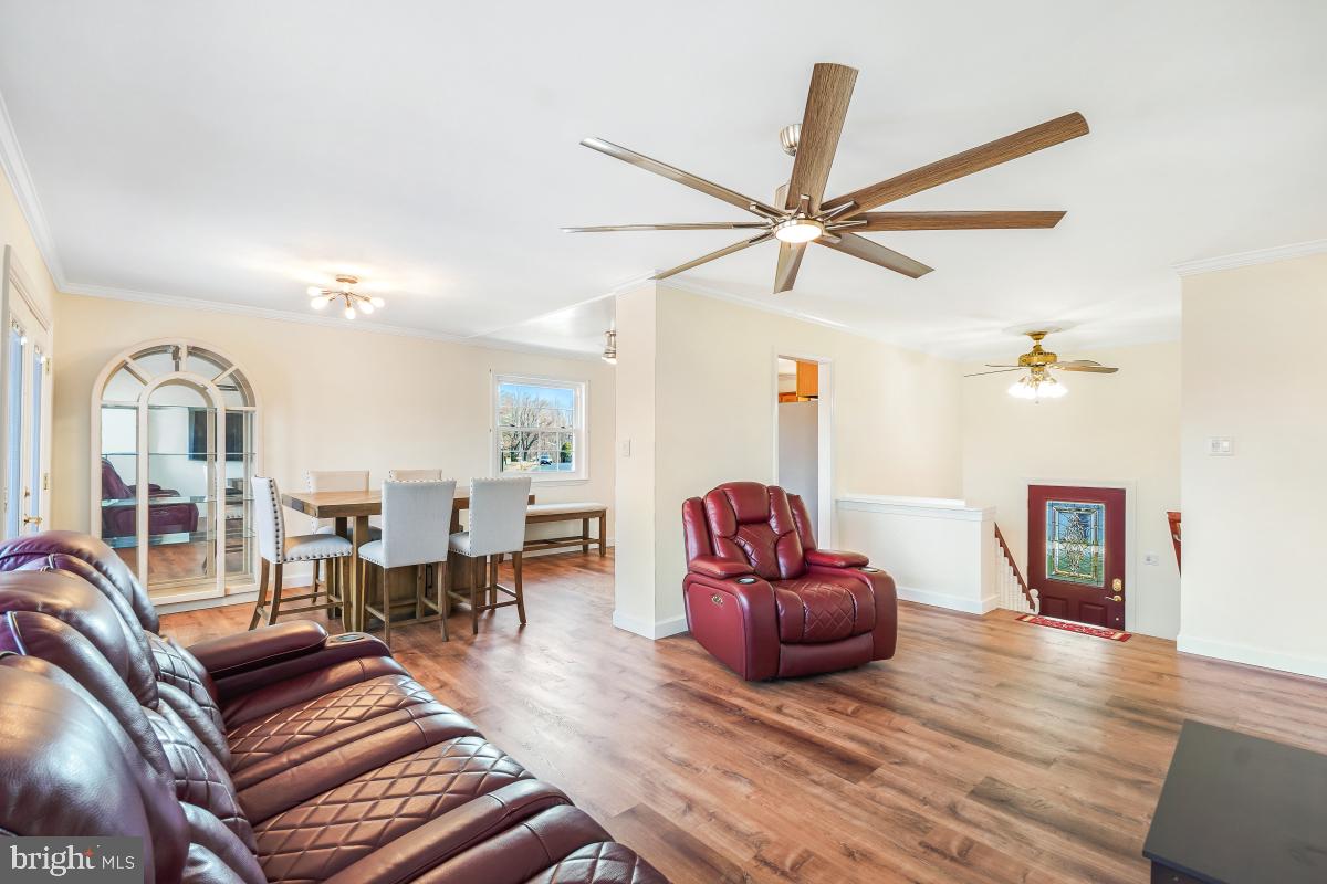 LAKE RIDGE - Residential