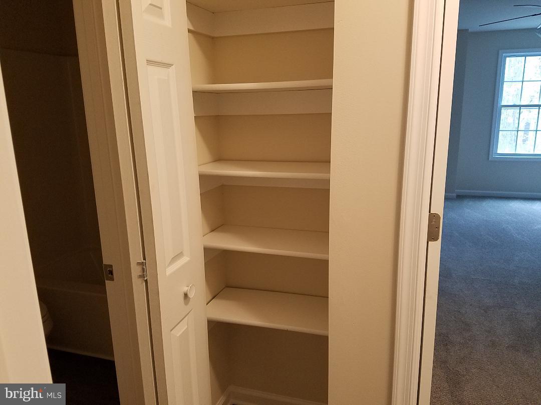 RIVER VIEW PARK - Residential