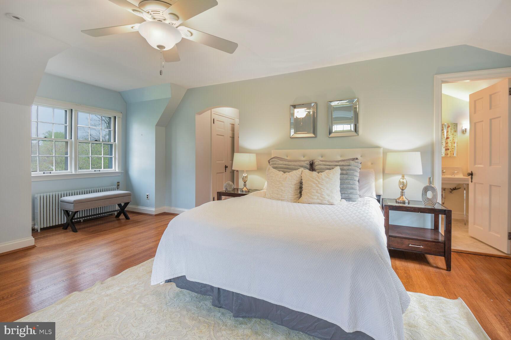 WOODSIDE PARK - Residential