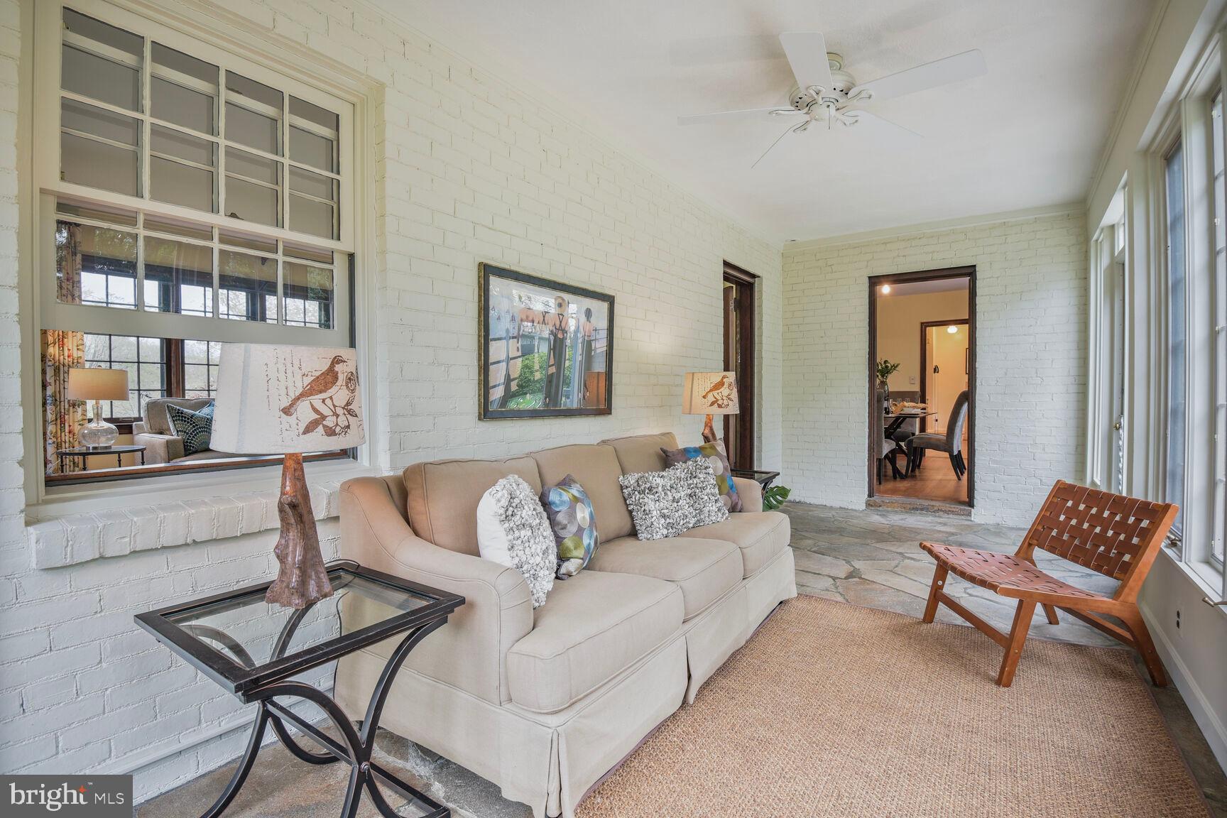 WOODSIDE PARK - Residential