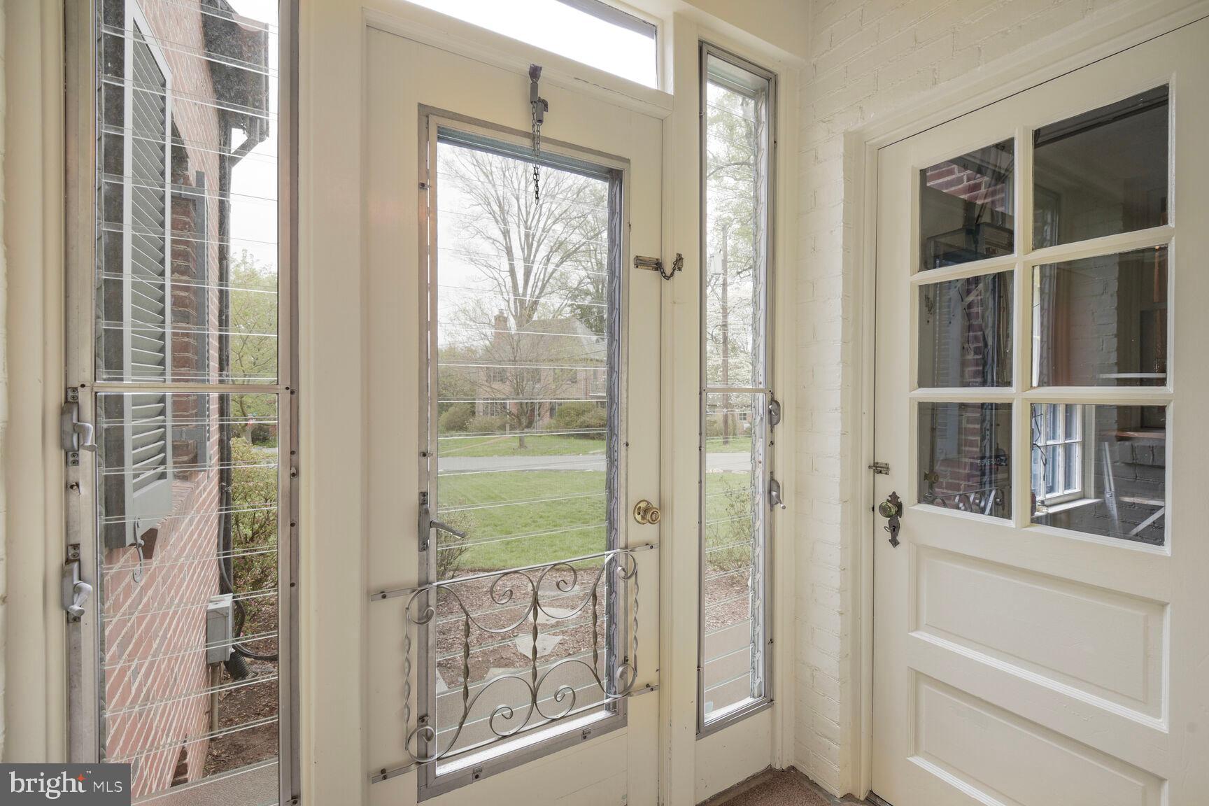 WOODSIDE PARK - Residential