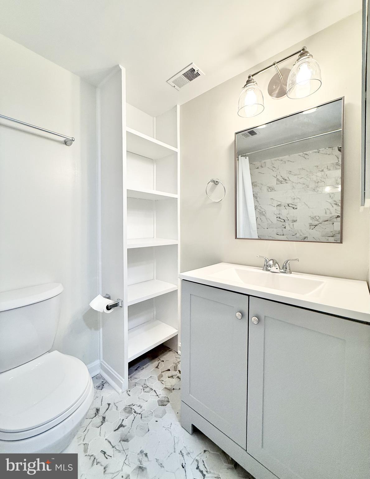 PIKESVILLE - Residential