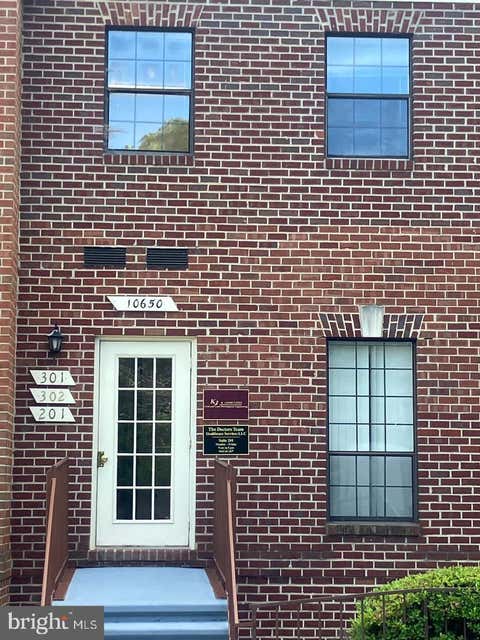 Photo of 10650 Main Street #301, FAIRFAX, VA 22030 (MLS # VAFC2009022)