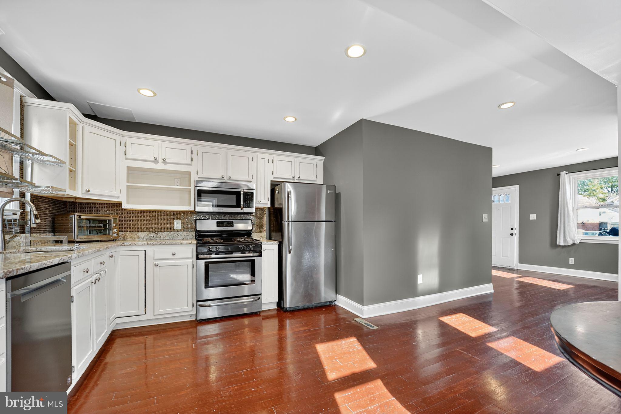 PARKVILLE - Residential