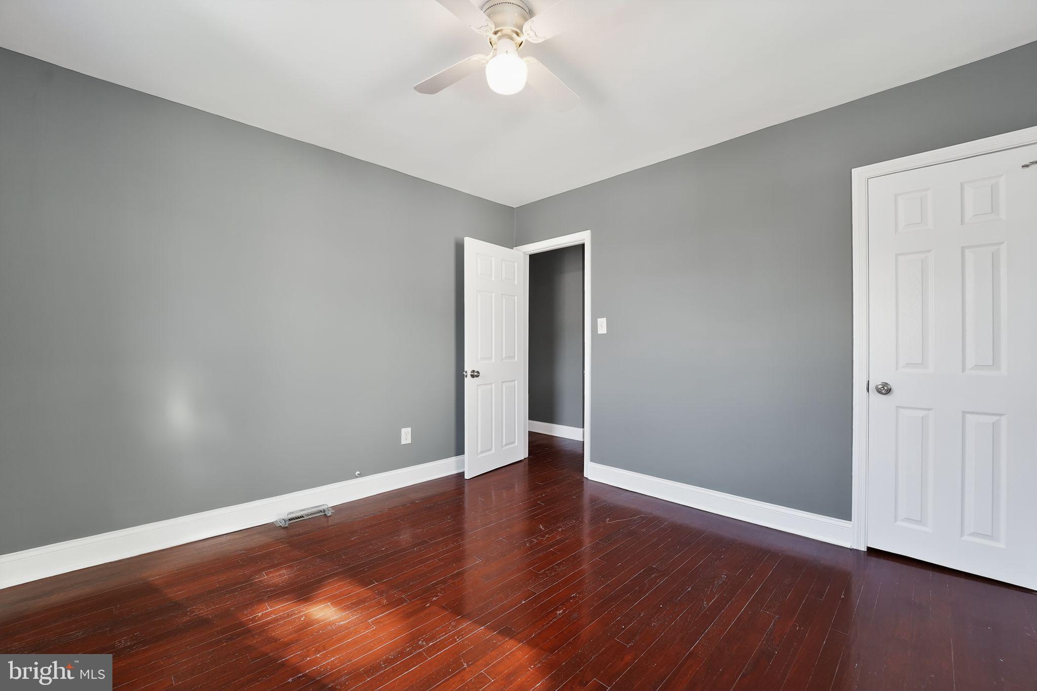 PARKVILLE - Residential