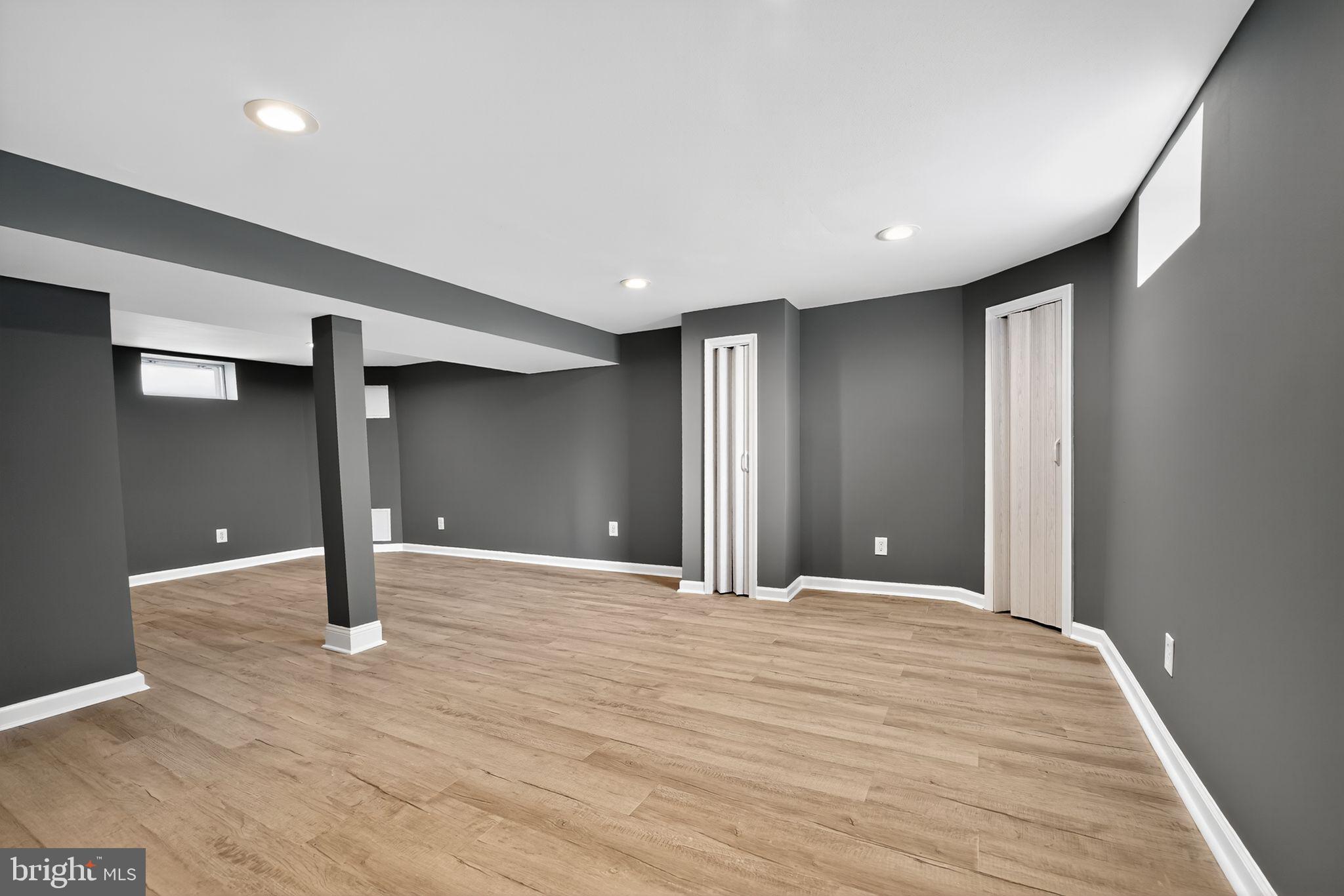 PARKVILLE - Residential