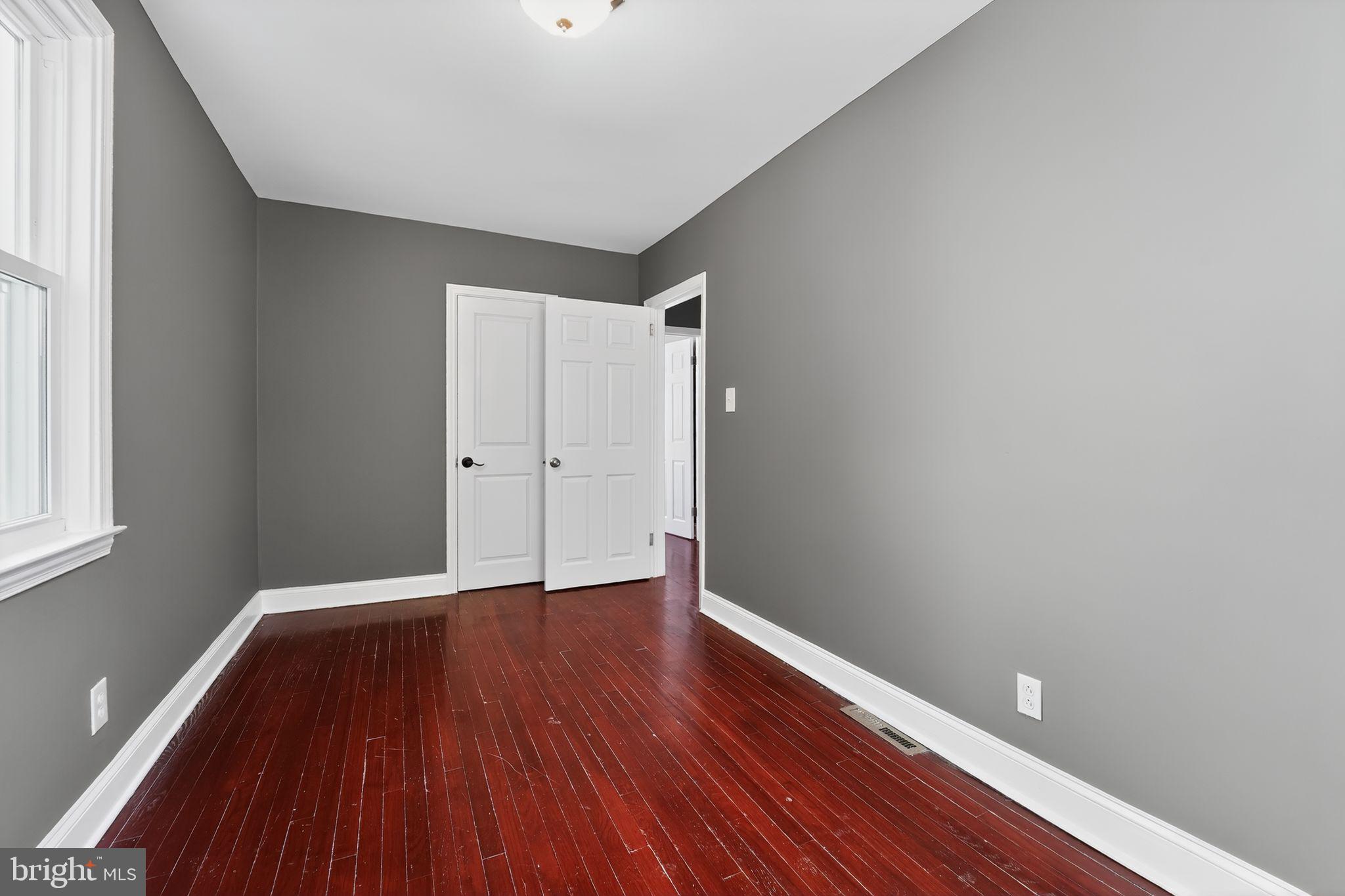 PARKVILLE - Residential