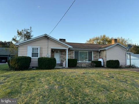 33 W MAIN STREET THOMPSONTOWN PA 17094