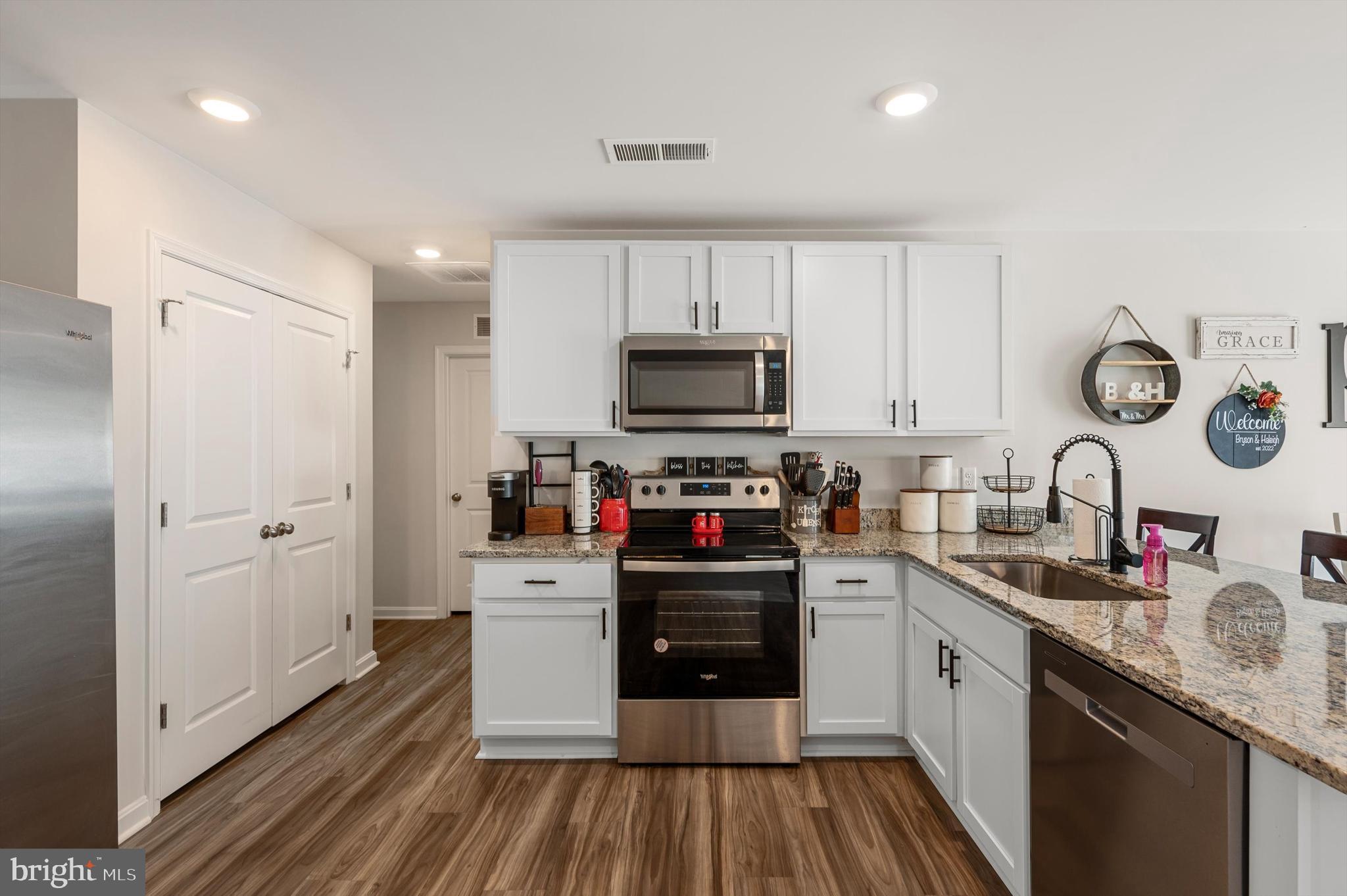 MAGNOLIA SPRINGS - Residential Lease