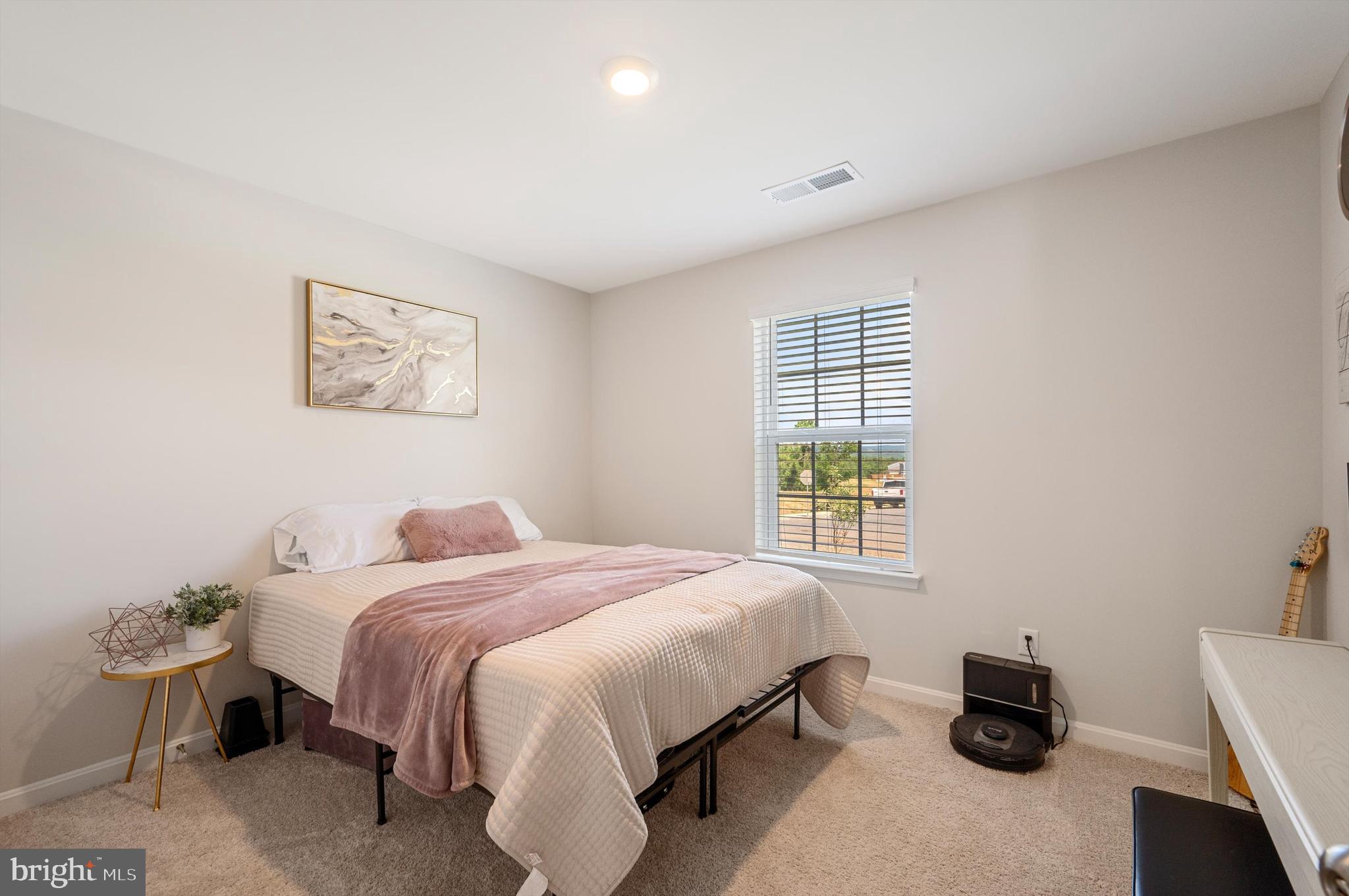 MAGNOLIA SPRINGS - Residential Lease