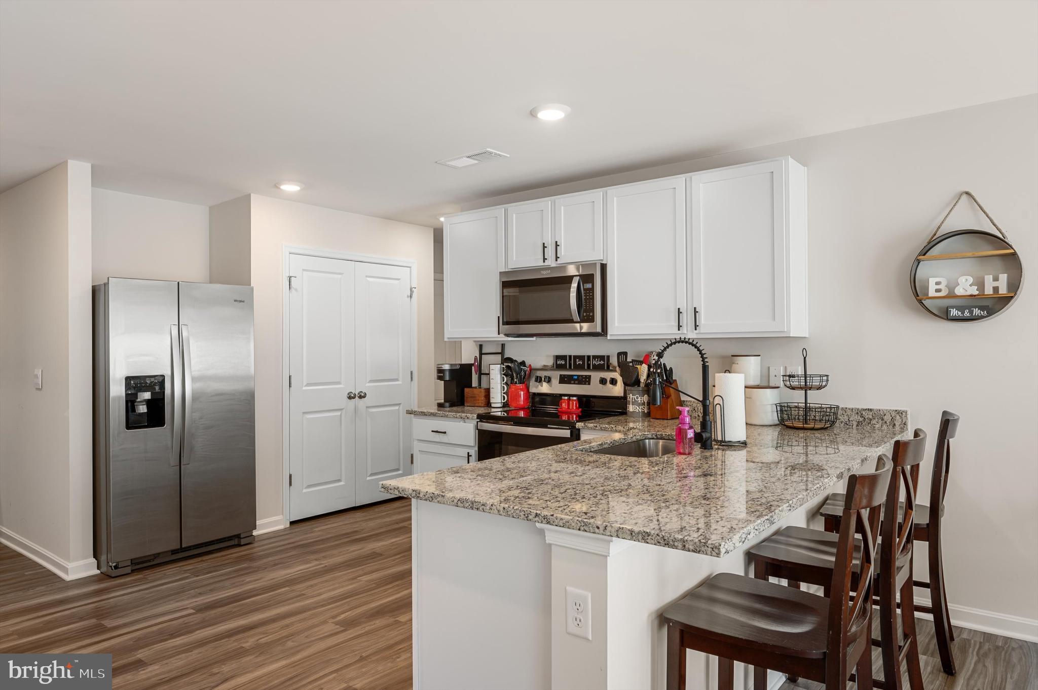 MAGNOLIA SPRINGS - Residential Lease