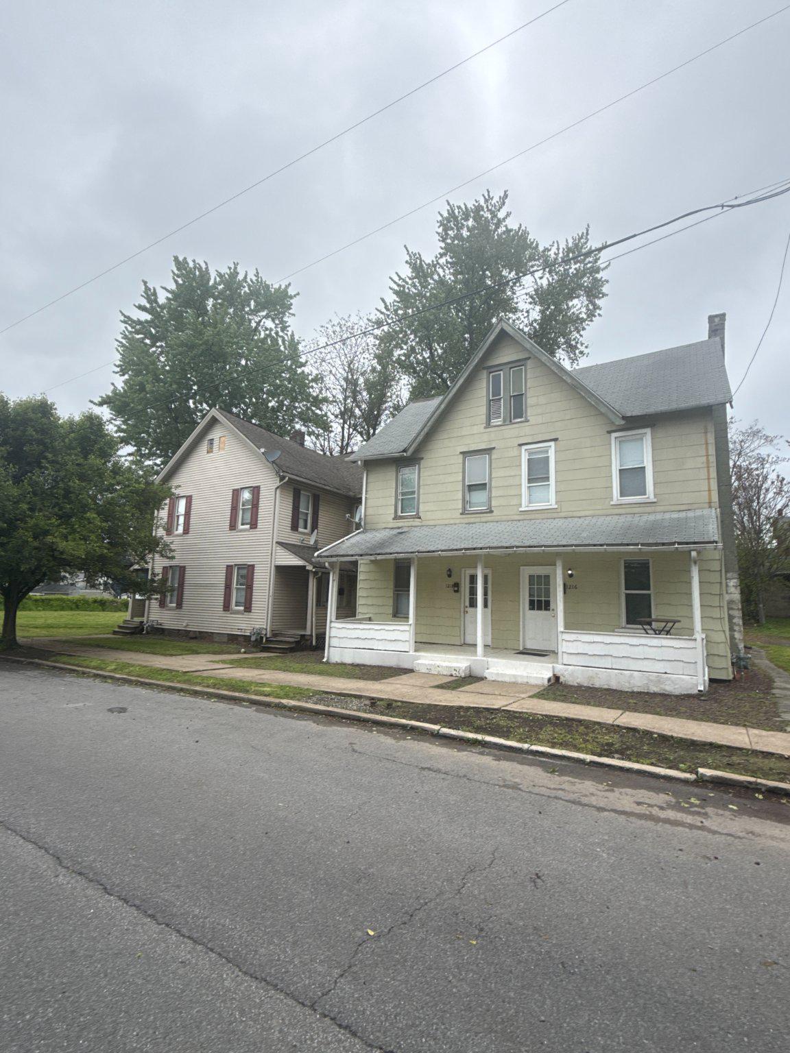 1216-1218 VINE AVENUE