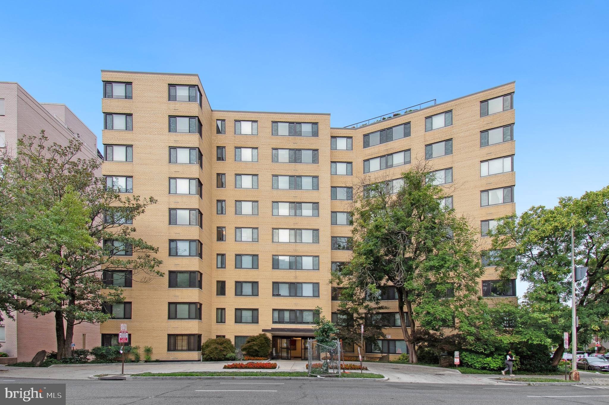 5410 CONNECTICUT AVENUE NW 206