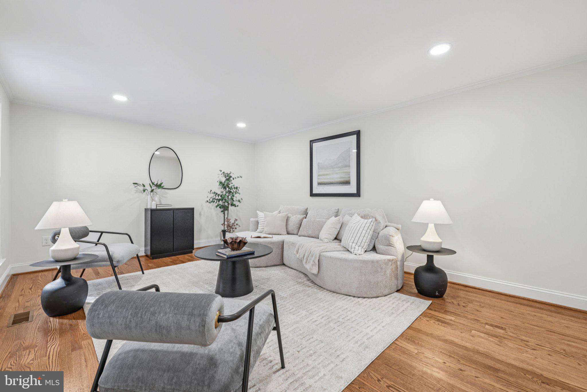 7346 NARROW WIND WAY