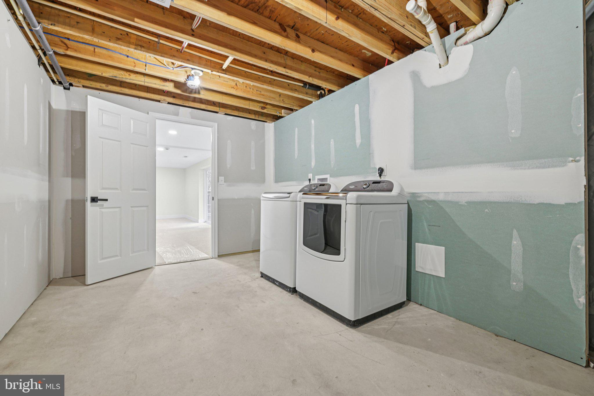 KINGS CONTRIVANCE - Residential