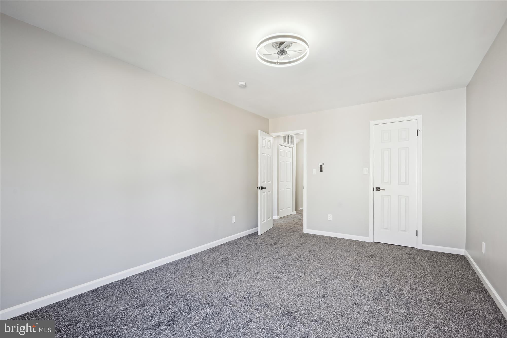 CLUBSIDE - Residential