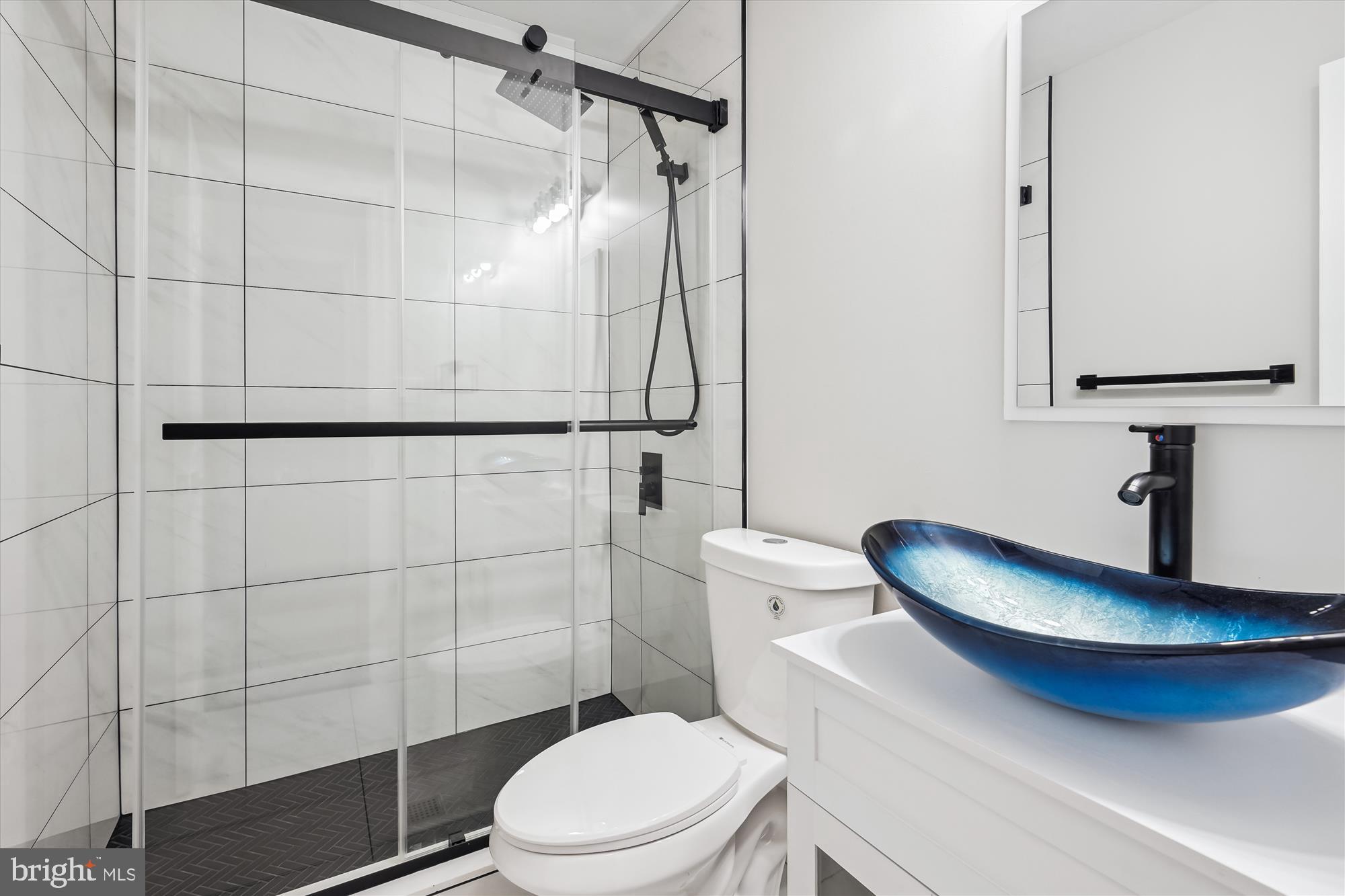 CLUBSIDE - Residential