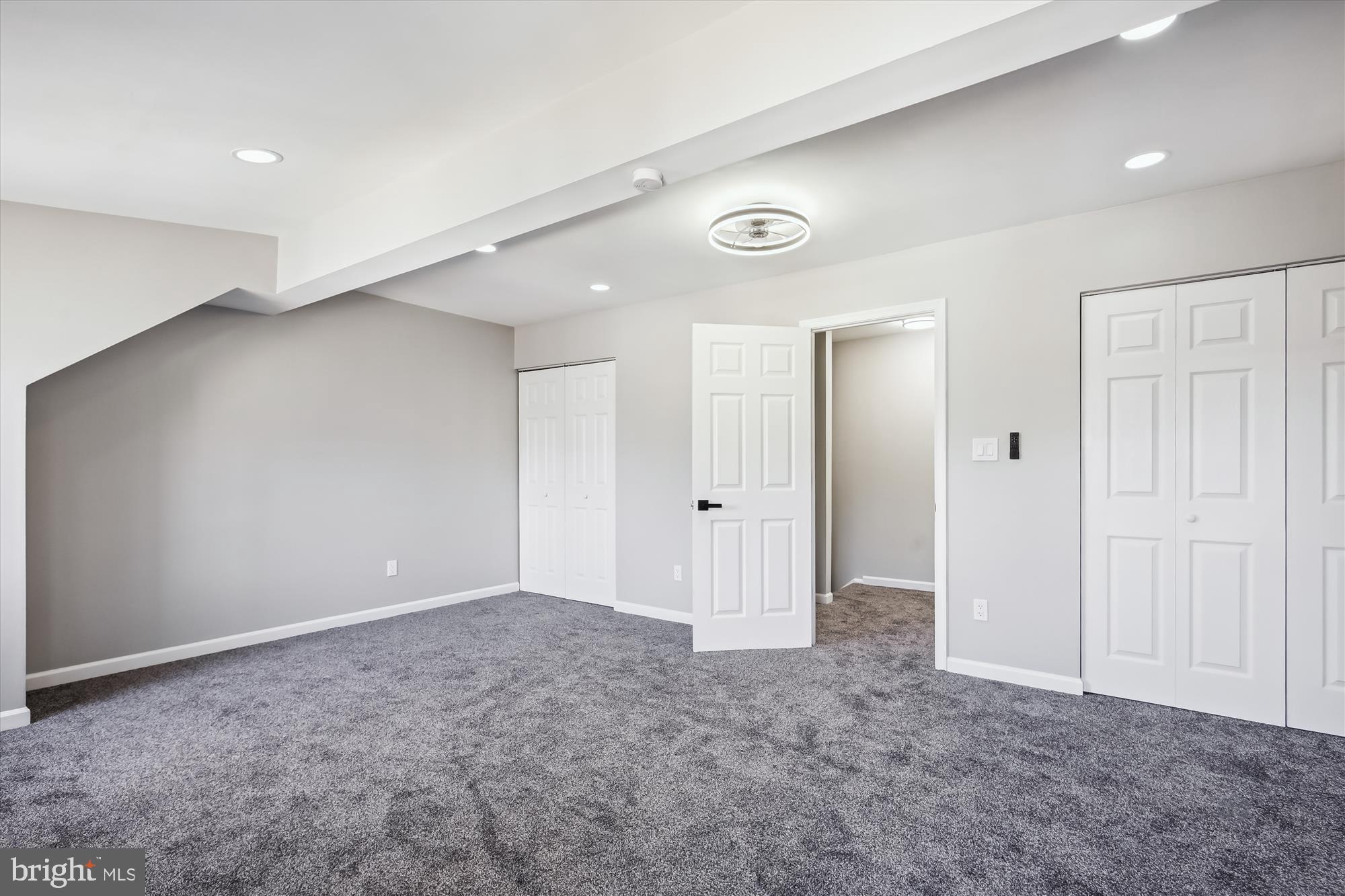 CLUBSIDE - Residential