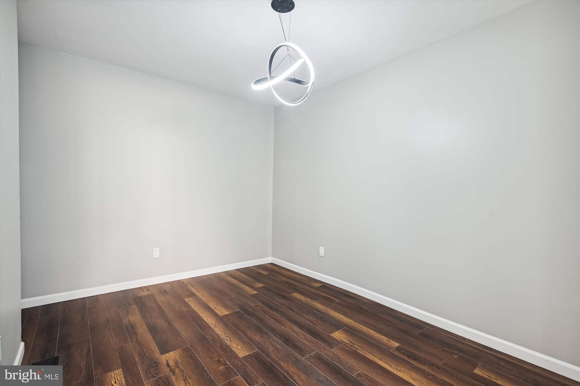 CLUBSIDE - Residential