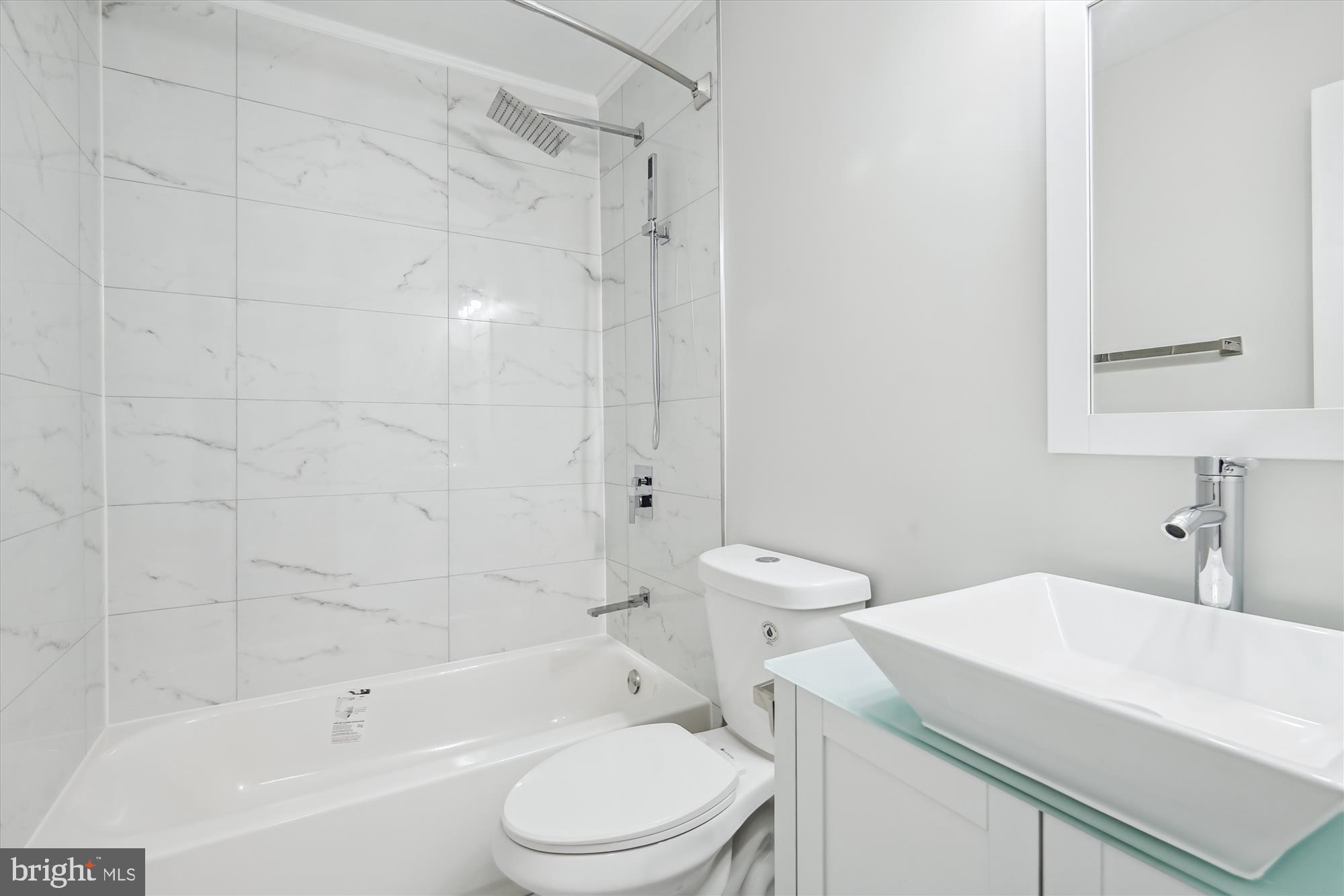 CLUBSIDE - Residential