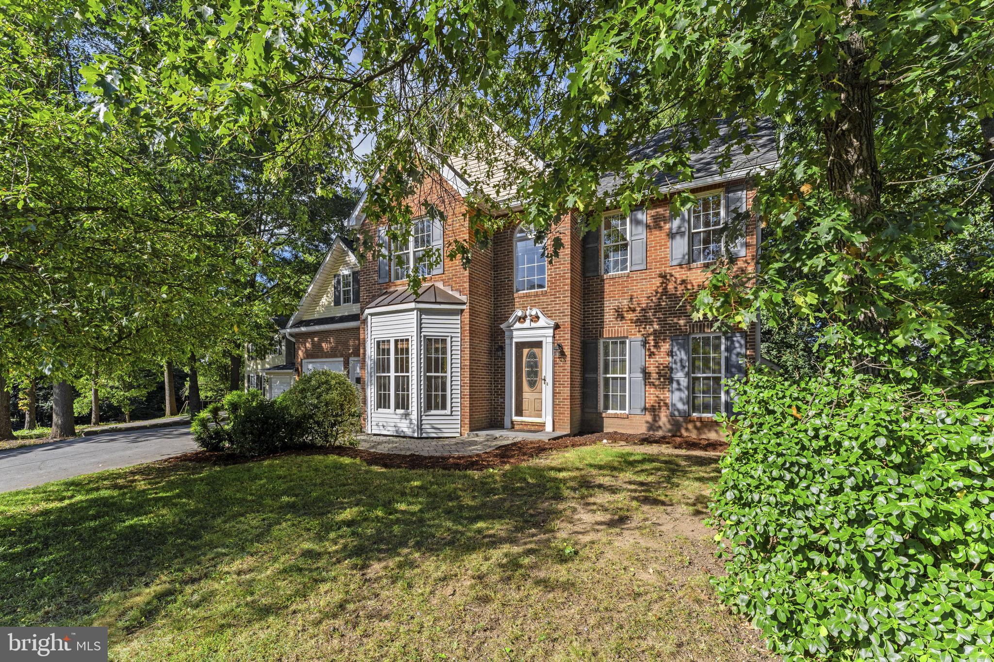 114 SETTLERS CIRCLE