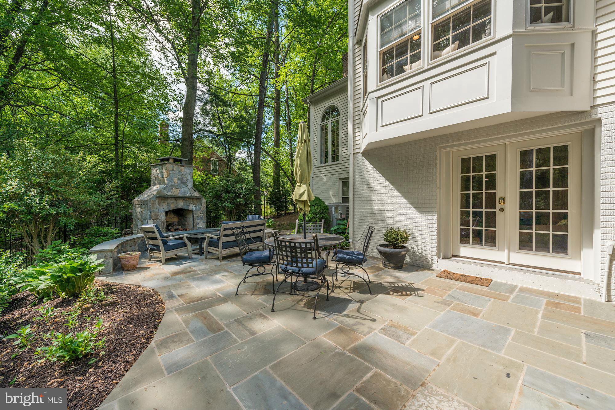 TIMBERLAKE ESTATES SOUTH - Residential