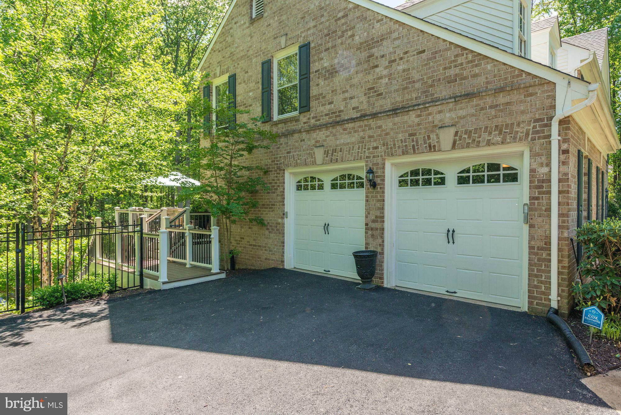 TIMBERLAKE ESTATES SOUTH - Residential