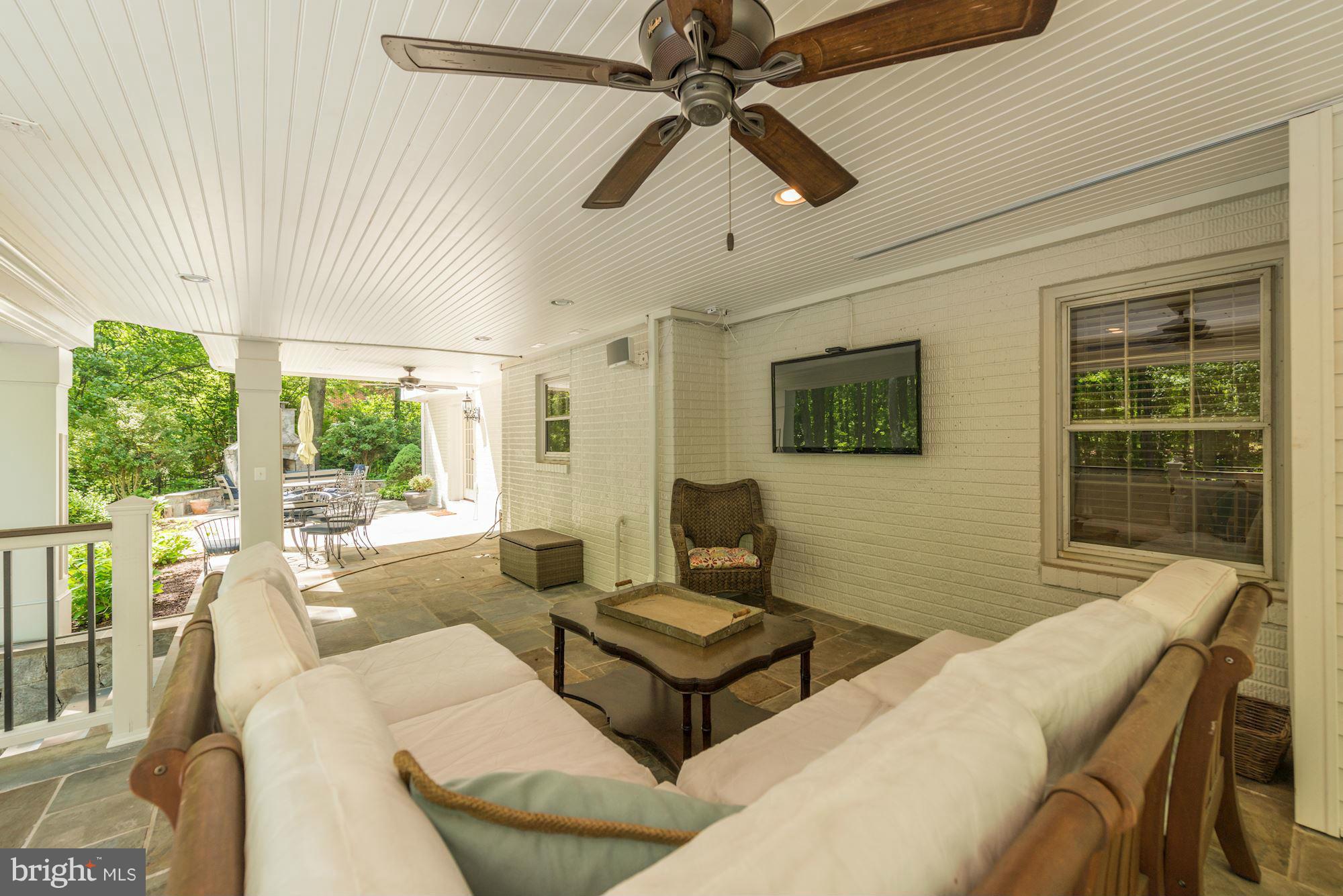 TIMBERLAKE ESTATES SOUTH - Residential