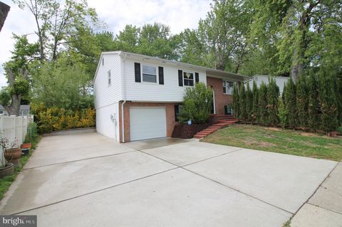 Photo of 13230 Delaney Road, WOODBRIDGE, VA 22193 (MLS # VAPW2118774)