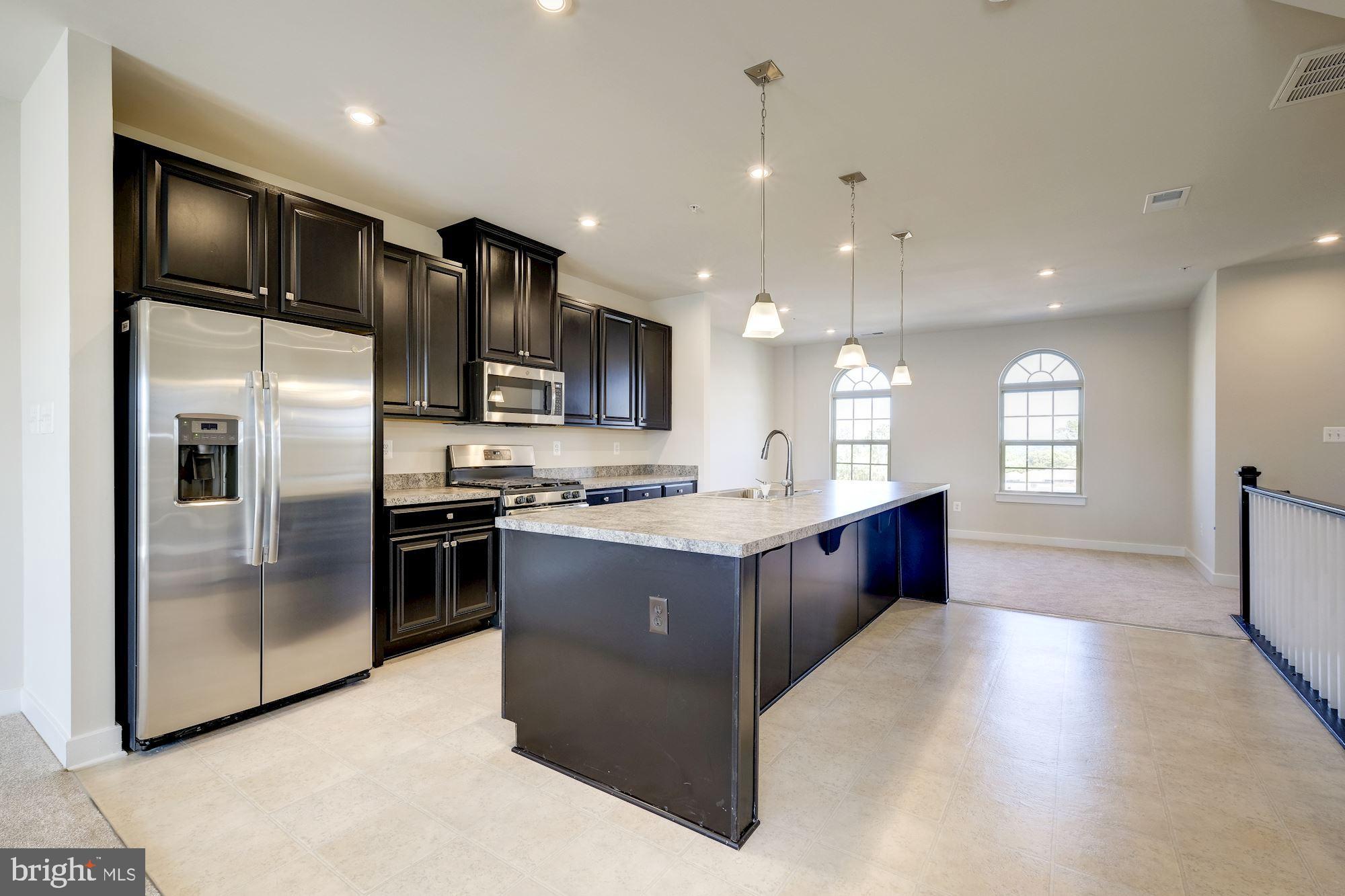 OAKDALE VILLAGE - Residential