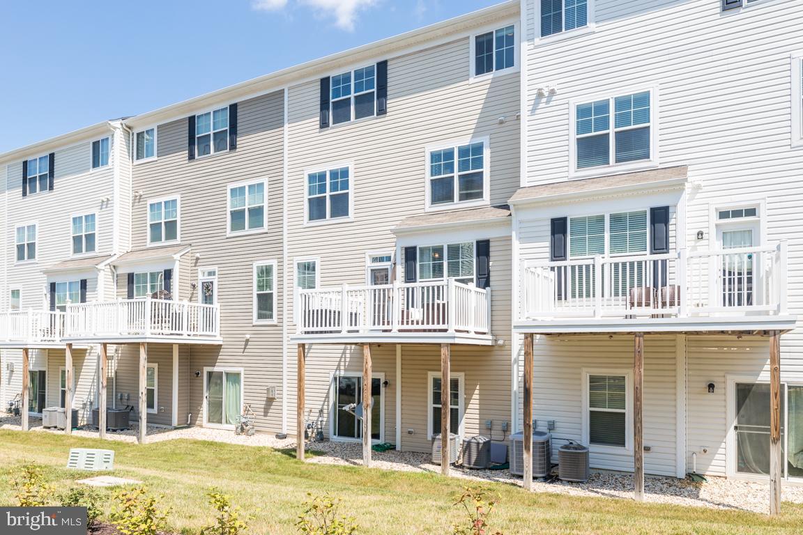 SUMMERWALK AT STONE RIDGE - Residential