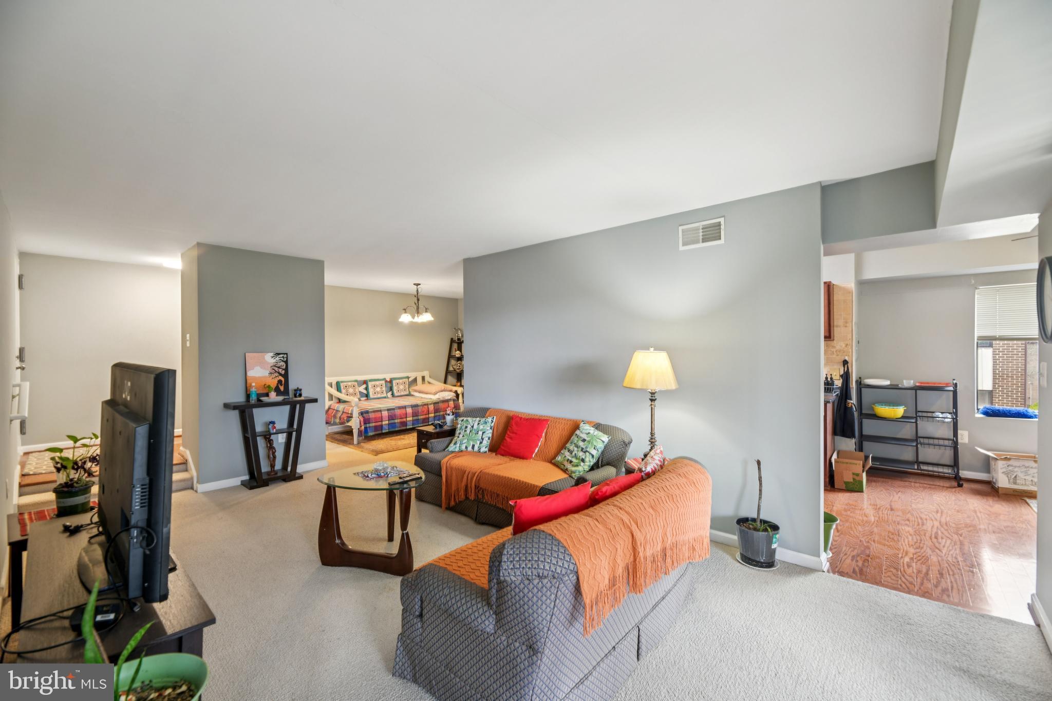 CHERRY GLEN CONDOS - Residential