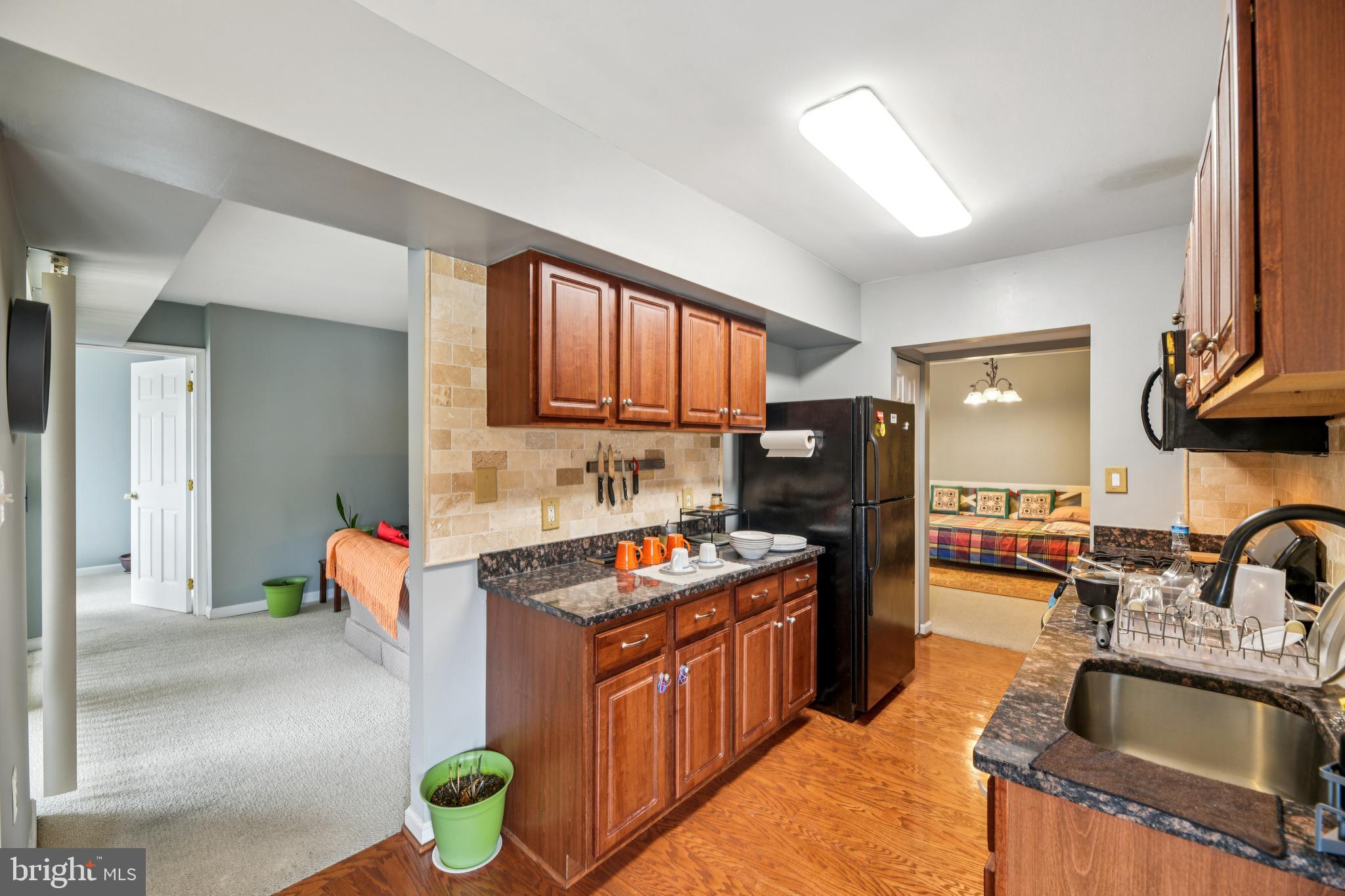 CHERRY GLEN CONDOS - Residential