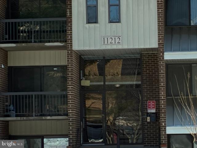 CHERRY GLEN CONDOS - Residential